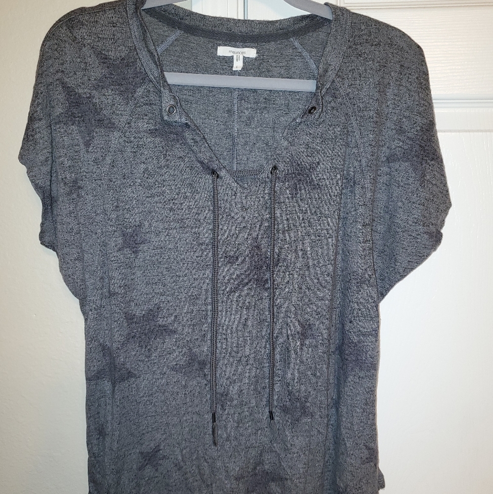 Maurice's large grey t shirt with stars